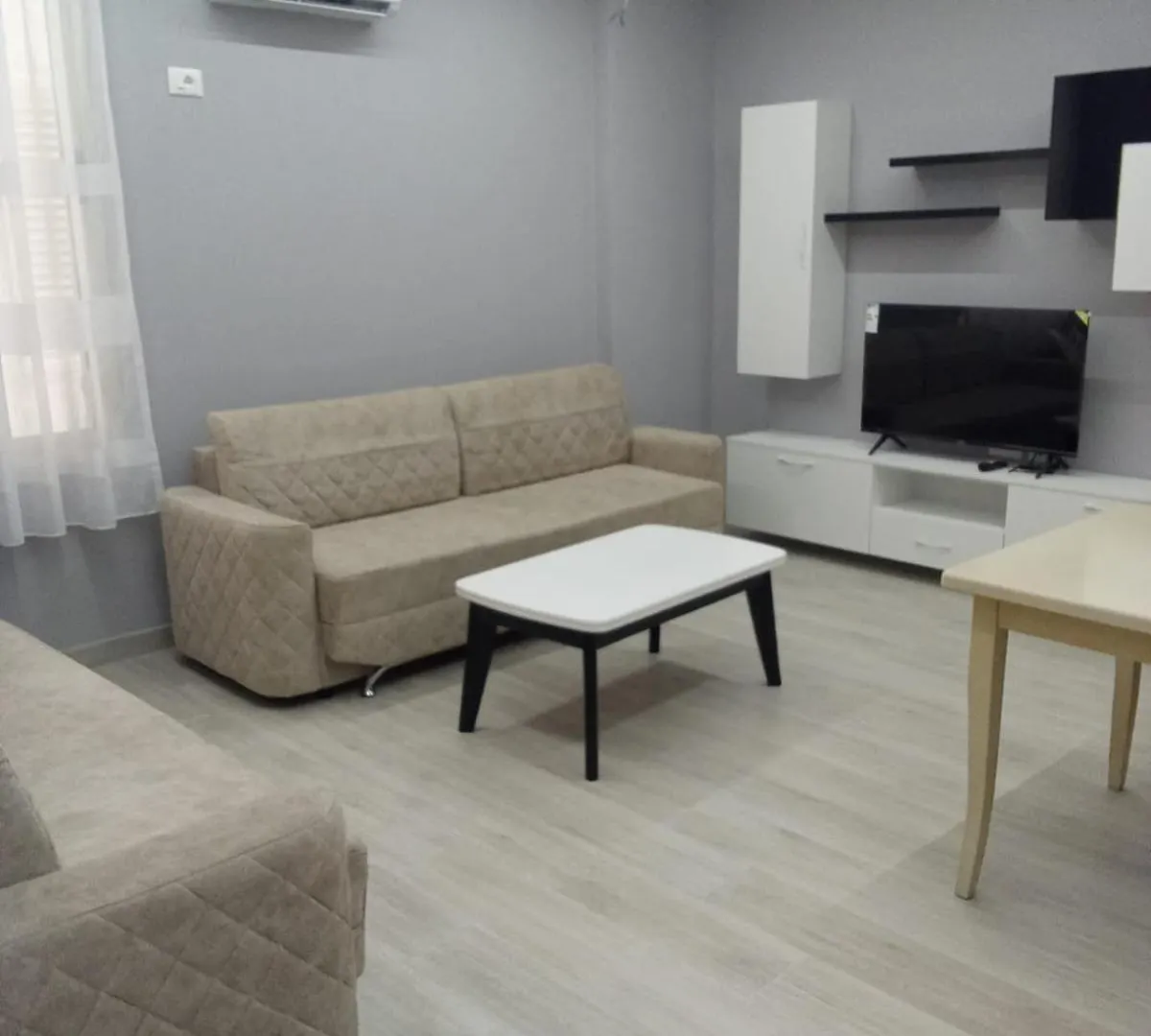 Luxury Apartment Close To The Beach ドゥラス アルバニア